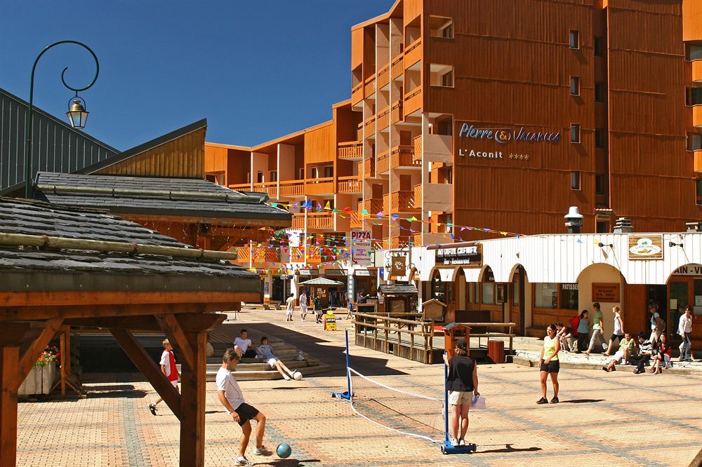 Residence Pierre & Vacances Aconit แซ็ง-มาร์แต็ง-เดอ-แบลวีย์ ภายนอก รูปภาพ
