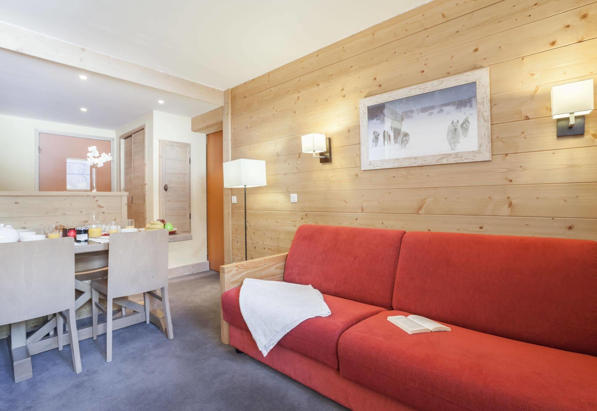 Residence Pierre & Vacances Aconit แซ็ง-มาร์แต็ง-เดอ-แบลวีย์ ภายนอก รูปภาพ