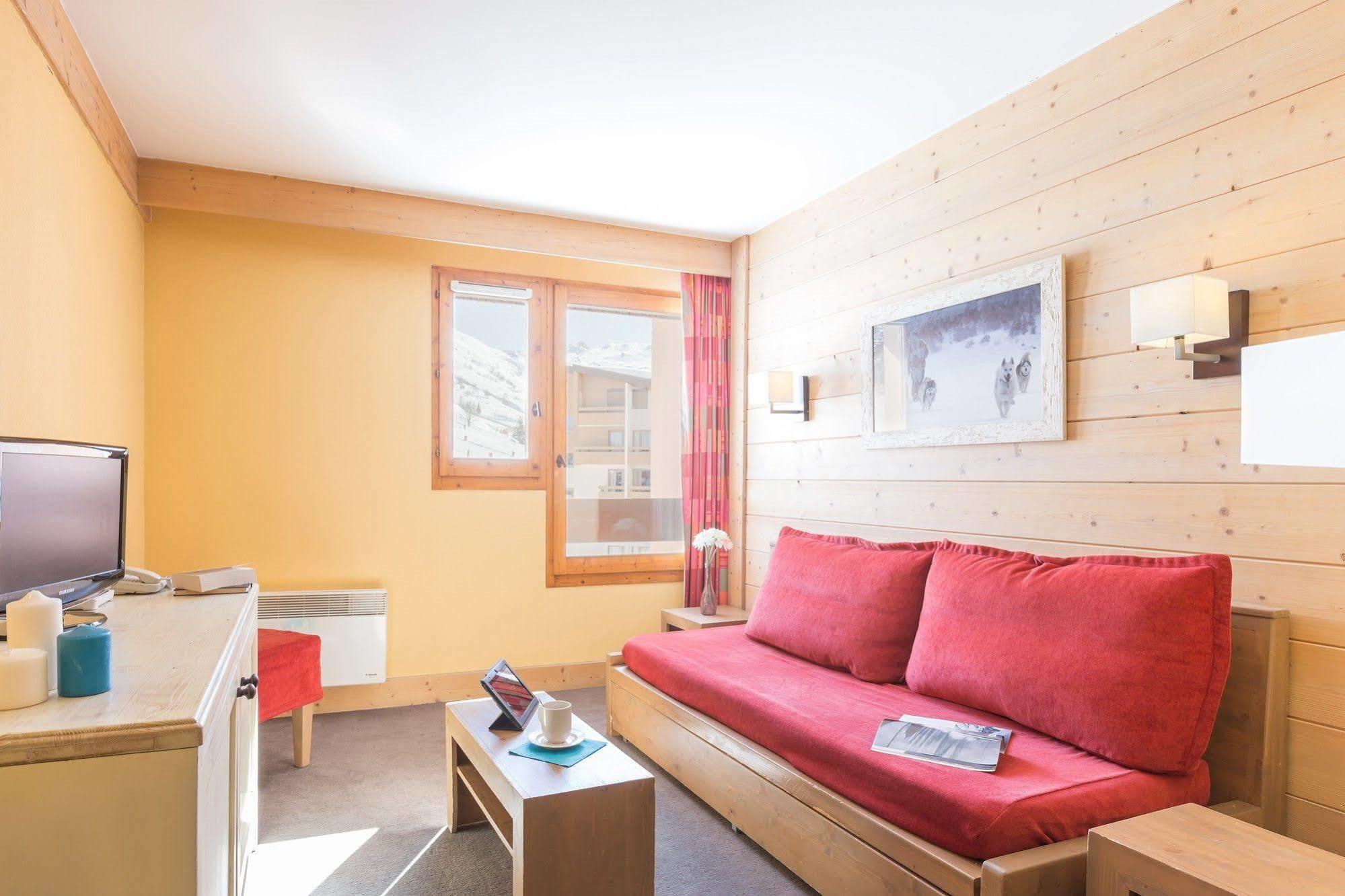 Residence Pierre & Vacances Aconit แซ็ง-มาร์แต็ง-เดอ-แบลวีย์ ภายนอก รูปภาพ